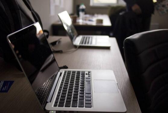 如何避免网站设计的常见错误？