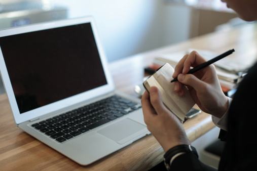 网站字体排版的基本规则是什么？