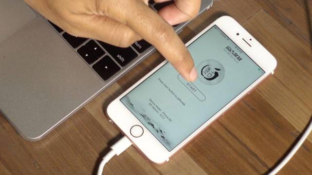 iPhone“周边创业”：有人已从中赚到N套学区房